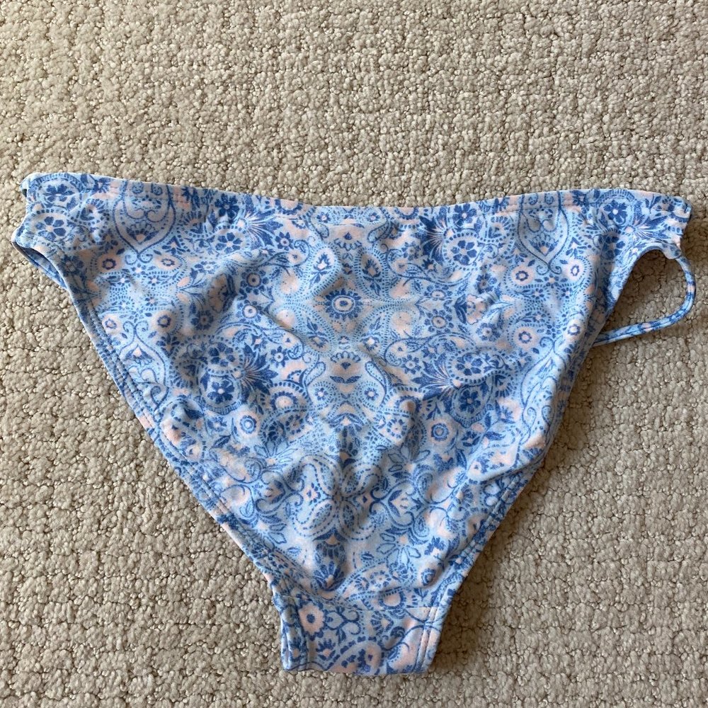 Xhilaration Blue and Pink Bikini Bottoms